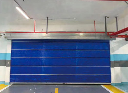 實(shí)用新型名稱一種方便檢修UV燈的光催化氧化裝置-1